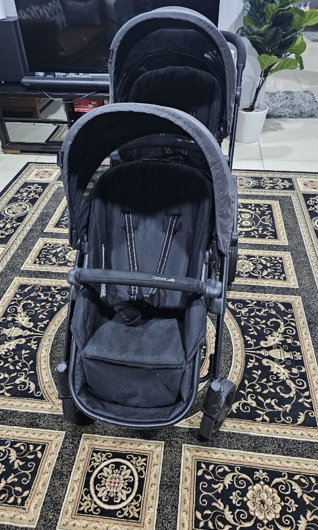 Stroller (Category: Strollers) located in Kuala Lumpur. Submitted by moxstudio (Listing ID 1292615098, Image 3). Description: Pre-Loved Contours® Options® Elite Tandem Stroller in Graphite Condition 9/10.