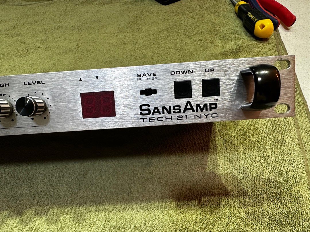 TECH 21 SANSAMP PSA-1 Tech 21 Sansamp PSA 1 Rack Preamp