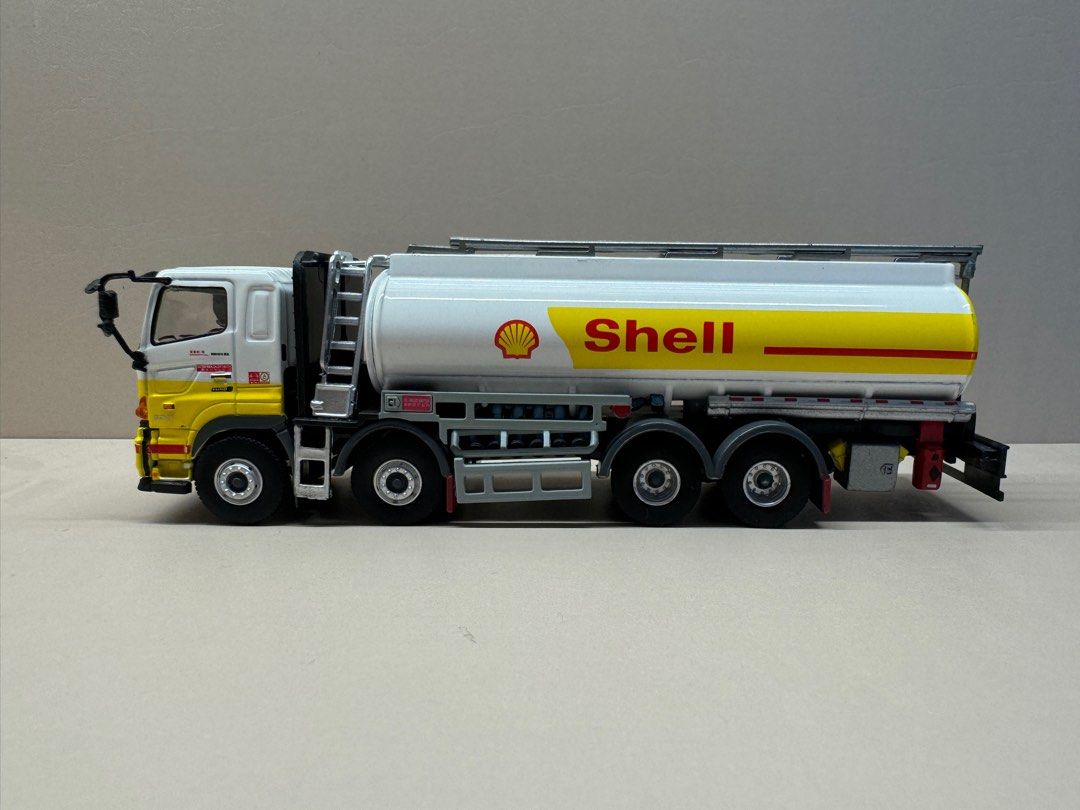 Tiny Shell Oil Tanker Truck Hino 700 微影蜆殼運油車, 興趣及遊戲 