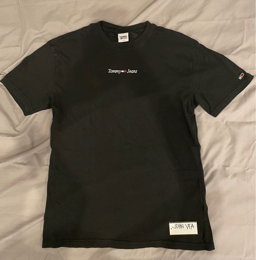 Tommy Jeans Tee (Oversized) (Category: Tshirts & Polo Shirts ) located in Aparri. Submitted by johnrobertvea4 (Listing ID 1292502985, Image 2). Description: Tommy Jeans Tee Oversized Size: Small fits Medium Lightly used (used several times) 895 + SF .