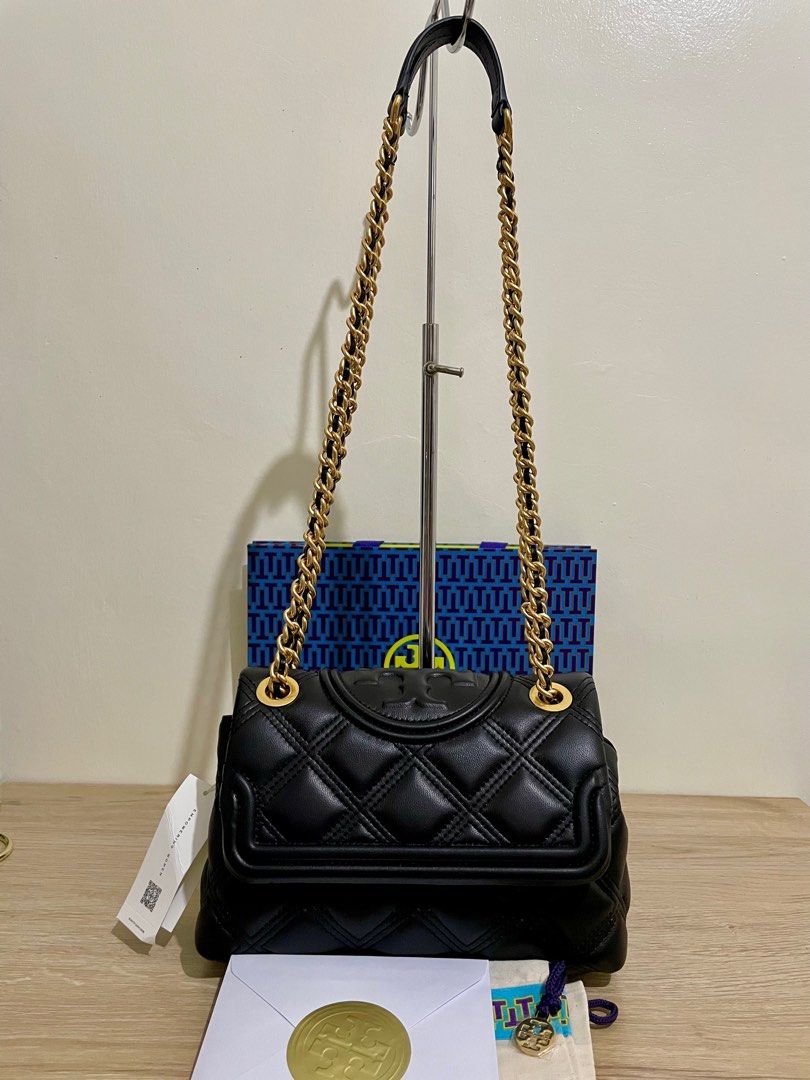 Tory burch soft fleming small convertible shoulder bag (Category: Luxury Bags & Wallets) located in Cabuyao City. Submitted by luxbymishy (Listing ID 1292475798, Image 2). Description: Brand new complete inclusions Guaranteed original.
