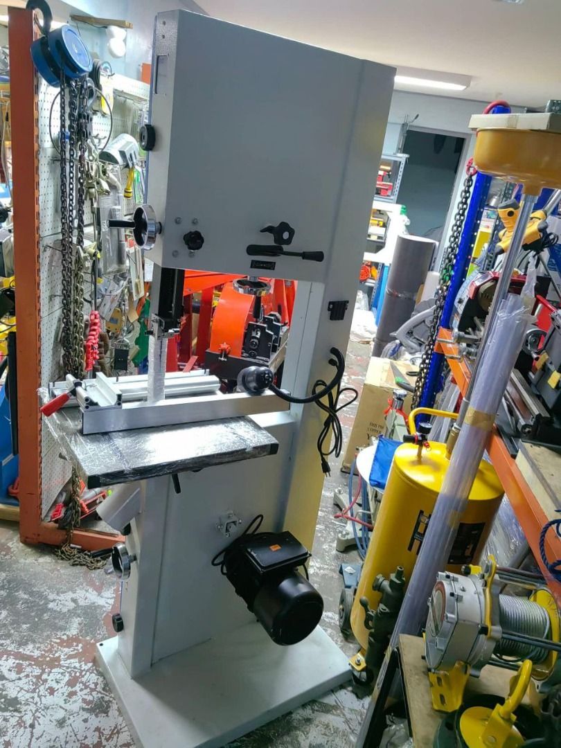 TTMC WOOD BANDSAW MACHINE (Category: Construction Tools & Equipment) located in Manila. Submitted by joeyroque09 (Listing ID 1292474444, Image 2). Description: 0-9-1-7-7-1-1-0-0-9-8- Text For Fast Transaction.