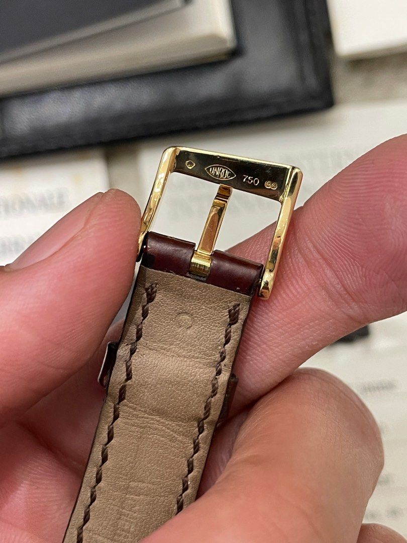 Vacheron Constantin 18K Gold (Category: Women's Watches) located in Makati City. Submitted by reese.gt (Listing ID 1292520707, Image 2). Description: Vacheron Constantin Quartz 18K Pink Gold - Complete.