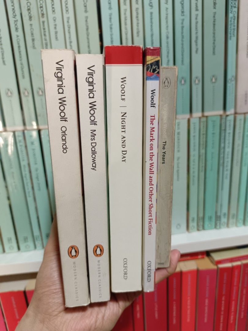 Virginia Woolf Bundle (Penguin Modern Classics and Oxford World'S Classics Edition) (Category: Storybooks) located in Manila. Submitted by shelfenjoyment (Listing ID 1292555614, Image 1). Description: .
