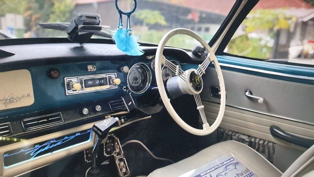 Volkswagen Karman Ghia 1.6MT karman Ghia Manual (Category: Used Cars) located in Singapore. Submitted by wtay1 (Listing ID 1292548130, Image 3). Description: A 1966 Volkswagen/ Karman Ghia comes with a 1966 number plate. Full done up with top-notch audio systems. Aircon Installed. Pristine condition. This car offers a luxurious audio experience that complements the car's timeless design and enhances the driving experience for audiophiles and enth