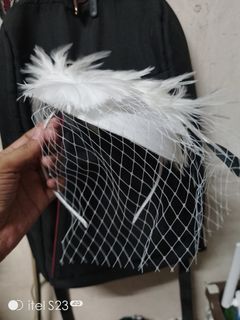 Vintage Great Gatsby White Feather Fascinator Clip On