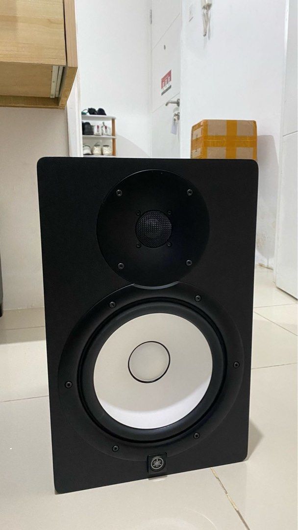 Yamaha HS8 Yamaha HS8S (Subwoffer), Elektronik, Audio di Carousell