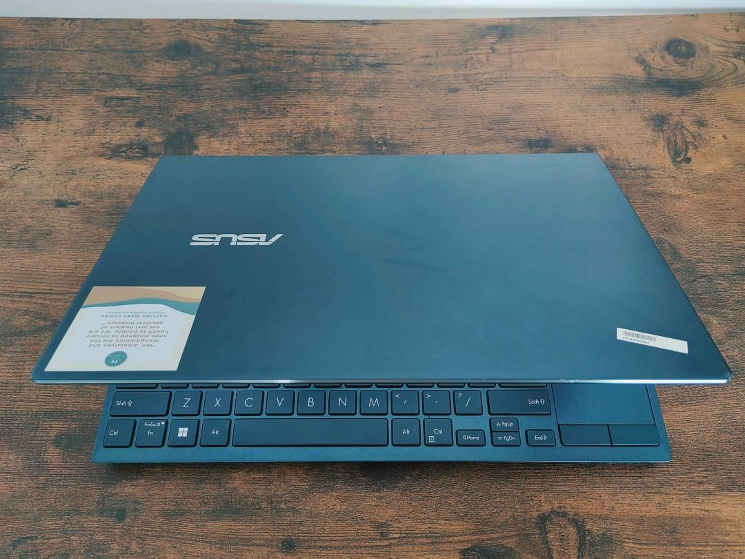 ZenBook Duo 14 UX482 (Category: Laptops & Notebooks) located in Santa Rosa. Submitted by ninetytwo17 (Listing ID 1292530626, Image 1). Description: ✨ NEGOTIABLE ✨ Performance: 10/10 (smooth and seamless) Screen 1 condition: 10/10 (no scratches) Screen 2 condition: 11/10 (with screen protector) Keyboard: 10/10 (well-maintained) Charger: 10/10 (new) Battery: 10/10 - up to 5 hours (optimized by ASUS battery saver) Exterior: 8/10 - issues: minor dent