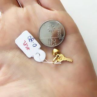 18k Saudi Gold Heart-Key Pendant
