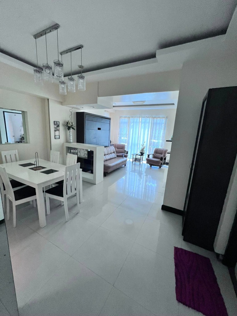 2BR FOR SALE at Mayfair Tower UN Ave. Ermita Manila For Lease / For