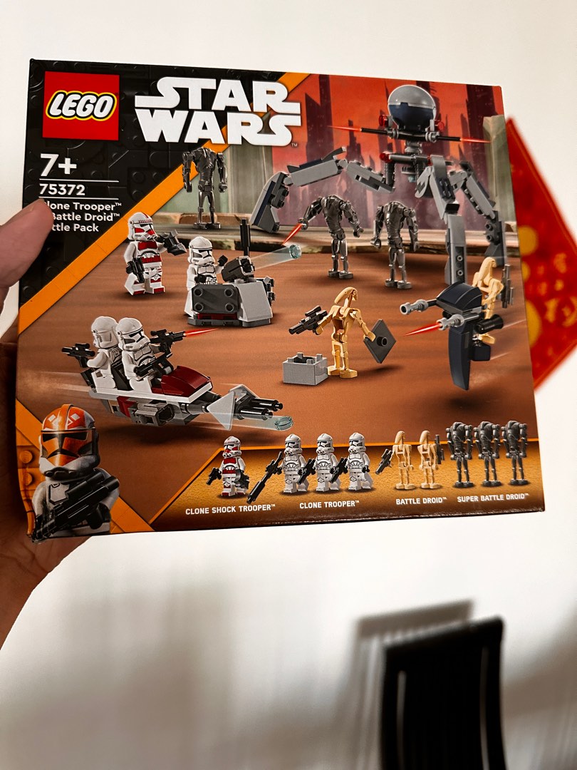 75372 LEGO Star Wars The Clone Wars Clone Trooper & Battle Droid Battle Pack, Hobbies & Toys