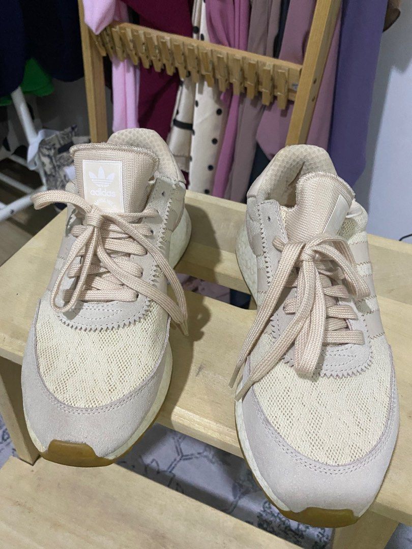 Adidas online iniki beige