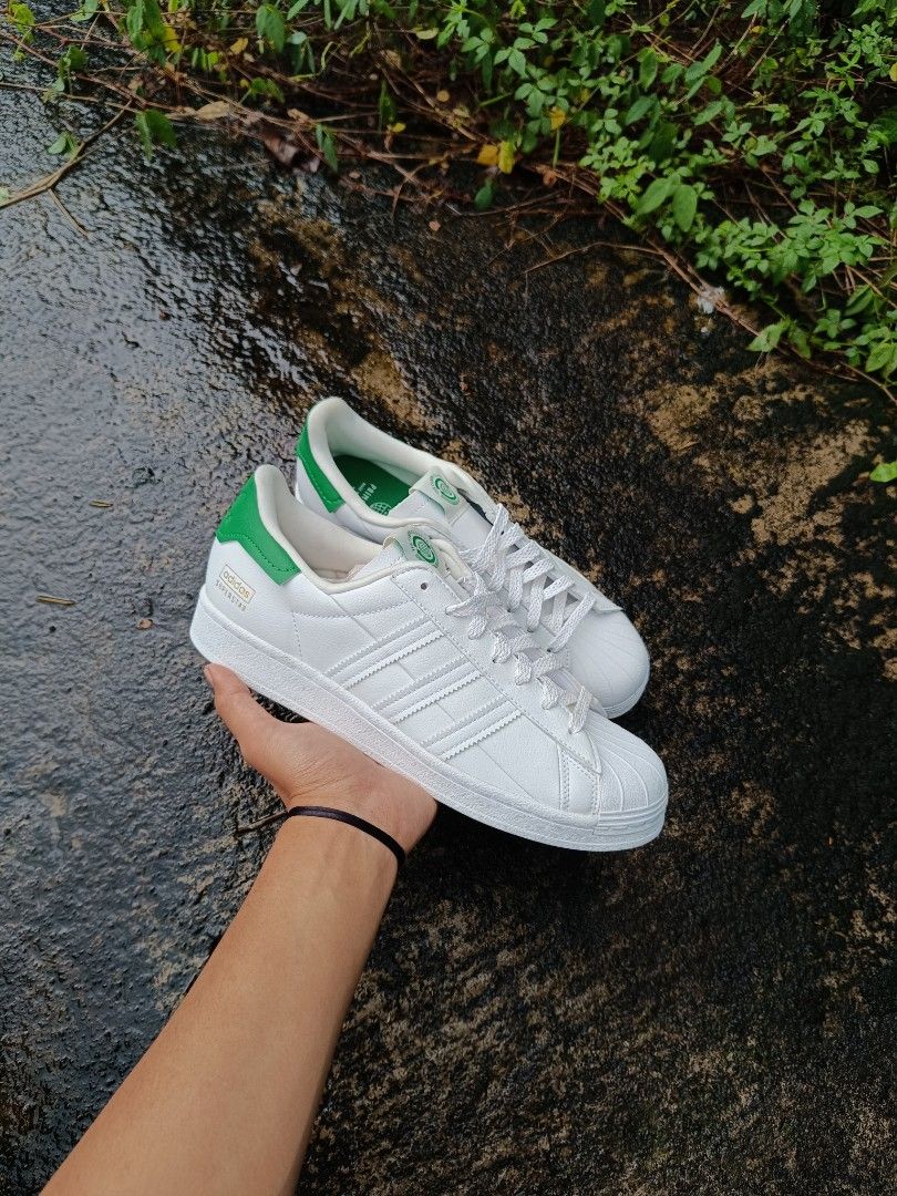 adidas gazelle silver green womens adidas Shoe Palace x adidas Superstar II Dame Time Mens Lifestyle Shoes (White/Green/Beige)