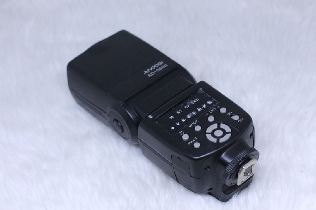 androer ad-560II universal charger (Category: Flashes) located in Manila. Submitted by ultimogizmos (Listing ID 1292756980, Image 1). Description: Andoer AD-560Ⅱ Universal Flash Speedlite On-camera Flash GN50 w/ Adjustable LED Fill Light for Canon Olympus Pentax DSLR Cameras no issues uses 4 double a battery not included.