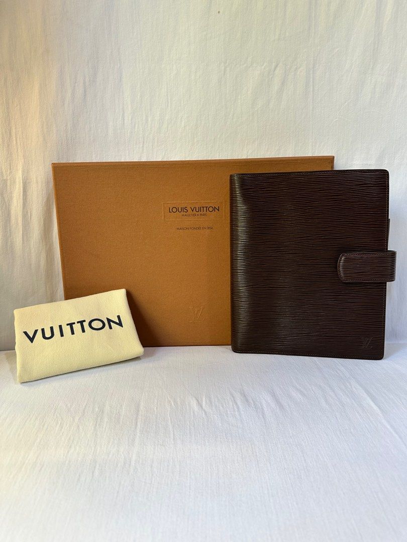 Authentic LOUIS VUITTON GM Agenda (Category: Luxury Accessories) located in Santa Rosa. Submitted by brandieshoppe (Listing ID 1292700112, Image 1). Description: ✅ Authentic / Original Preloved ✅ From Japan Auction ✅ Moneyback Guaranteed If Proven Fake ✅ In Excellent Condition ✅ Message Us For More Details. *Open Also for Layaway Terms.