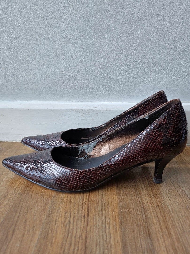 BANDOLINO SNAKESKIN KITTEN HEELS Women s Fashion Footwear Heels on Carousell