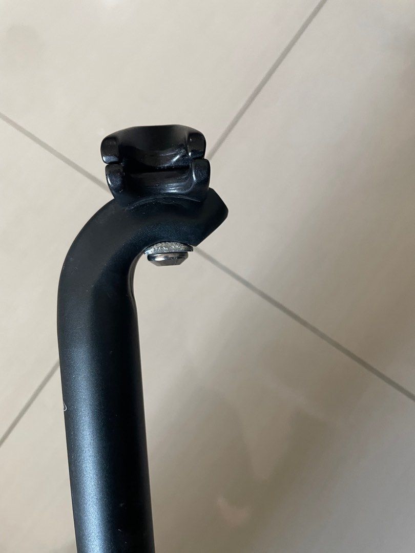 Bianchi Stem and seatpost (Category: Bicycles) located in Pasig City. Submitted by jaycerji68719 (Listing ID 1292738858, Image 2). Description: Stem - 120mm Seatpost - 27.2 Setback 15 Both are standard sizes.
