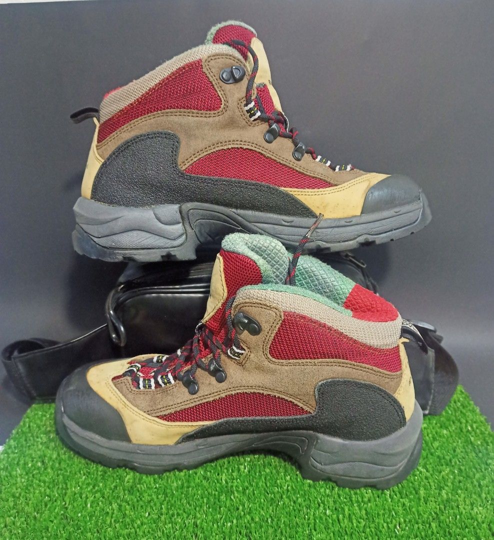 Black yak boots clearance