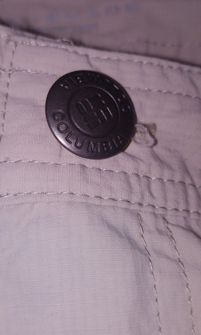 Columbia Hiking shorts (Category: Activewear) located in Quezon City. Submitted by neverfoundland (Listing ID 1292789726, Image 3). Description: Columbia hiking shorts size 40 and 44 brand new.