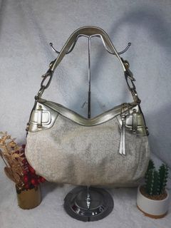 (Kategori: ) berada di . Dikirim oleh modeadr (ID iklan 1292674452, Gambar 1). Deskripsi: .