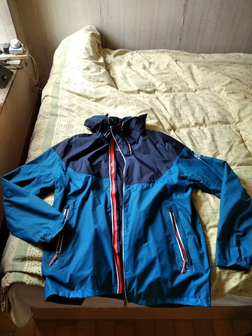 Decathlon tribord sailing jacket, 男裝, 外套及戶外衣服- Carousell