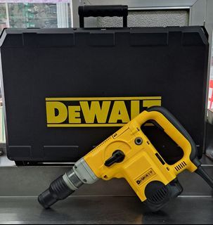 DEWALT D25500K SDS-MAX 6KGS ROTARY-CHIPPING HAMMER