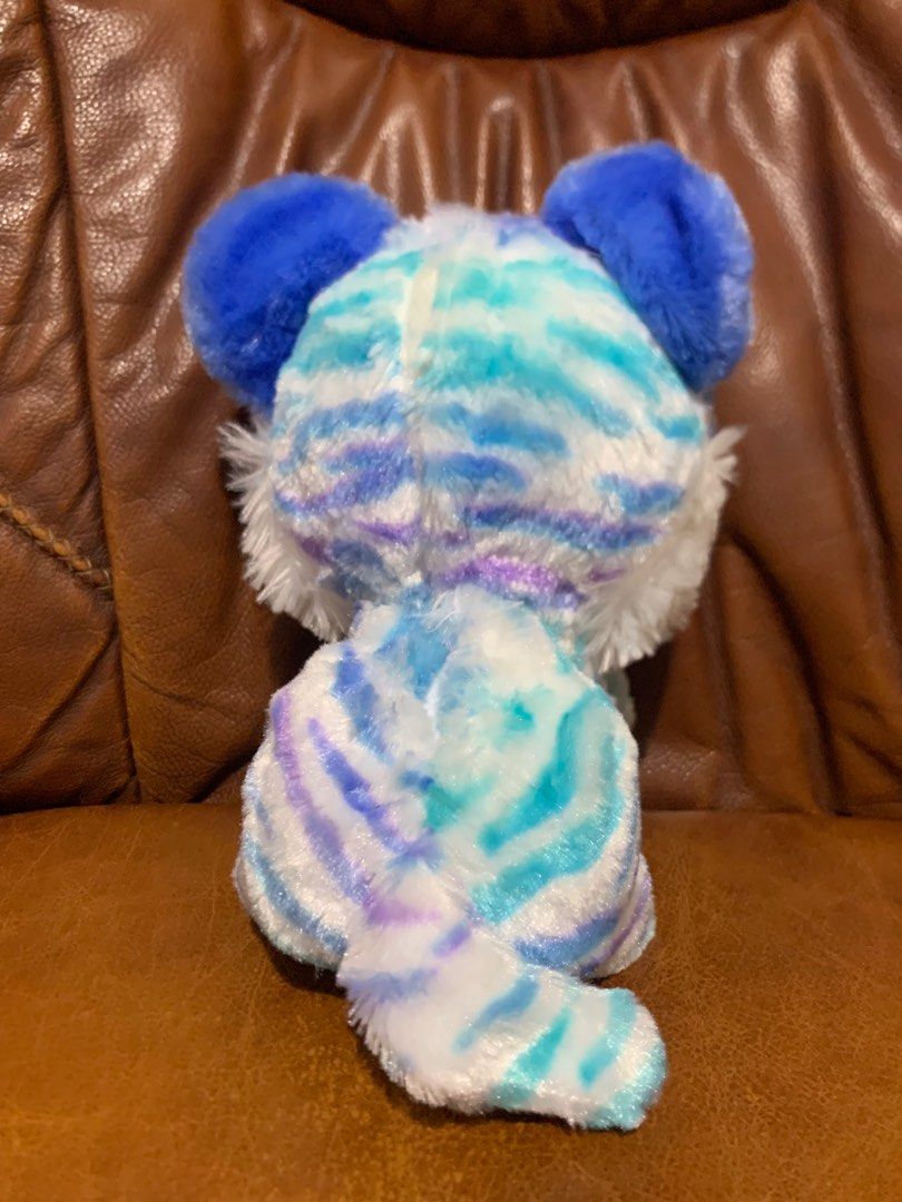FurReal North Sabertooth Kitty Interactive Plush Pet (Category: Plushies & Soft Toys) located in Davao. Submitted by riccirici (Listing ID 1292725238, Image 3). Description: FurReal North Sabertooth Kitty Interactive Plush Pet Battery Operated Working Good Condition 1,800 php + SF 180 php excl via J&T (W/O Seller sponsored voucher) Courier JRS, J&T Gcash, Bank Transfer Description ✅THIS CHILLY PREHISTORIC KITTY NEEDS YOUR LOVE AND CARE to feel wa