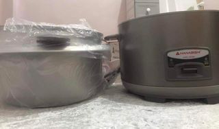 Hanabishi rice cooker 5.6liters 30cups