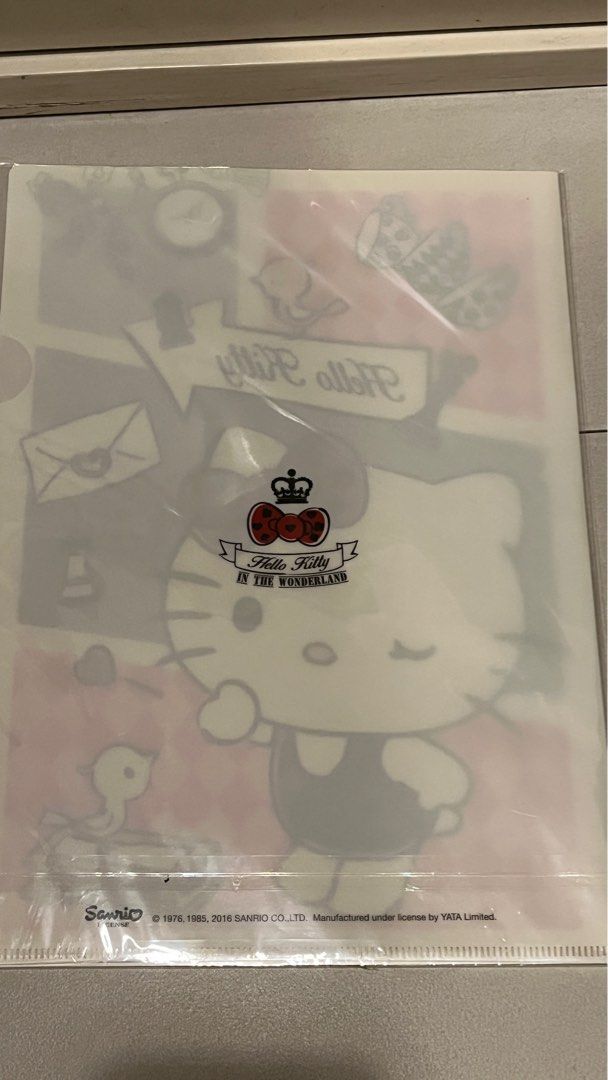 Hello kitty folder （分類：文具）位於 Hong Kong。 由 sell2uuu 提交（商品編號 1292773828，圖片 2）。簡介： 。