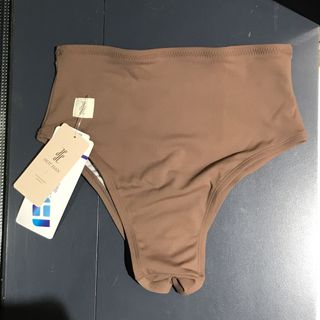 （分類：）位於 。 由 nhykk 提交（商品編號 1292651101，圖片 1）。簡介： 。