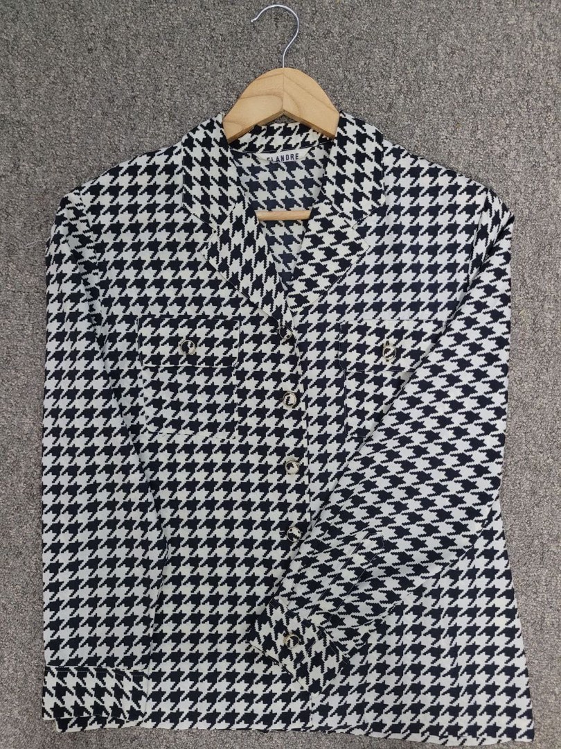 Timeless Houndstooth Long Sleeves Blouse