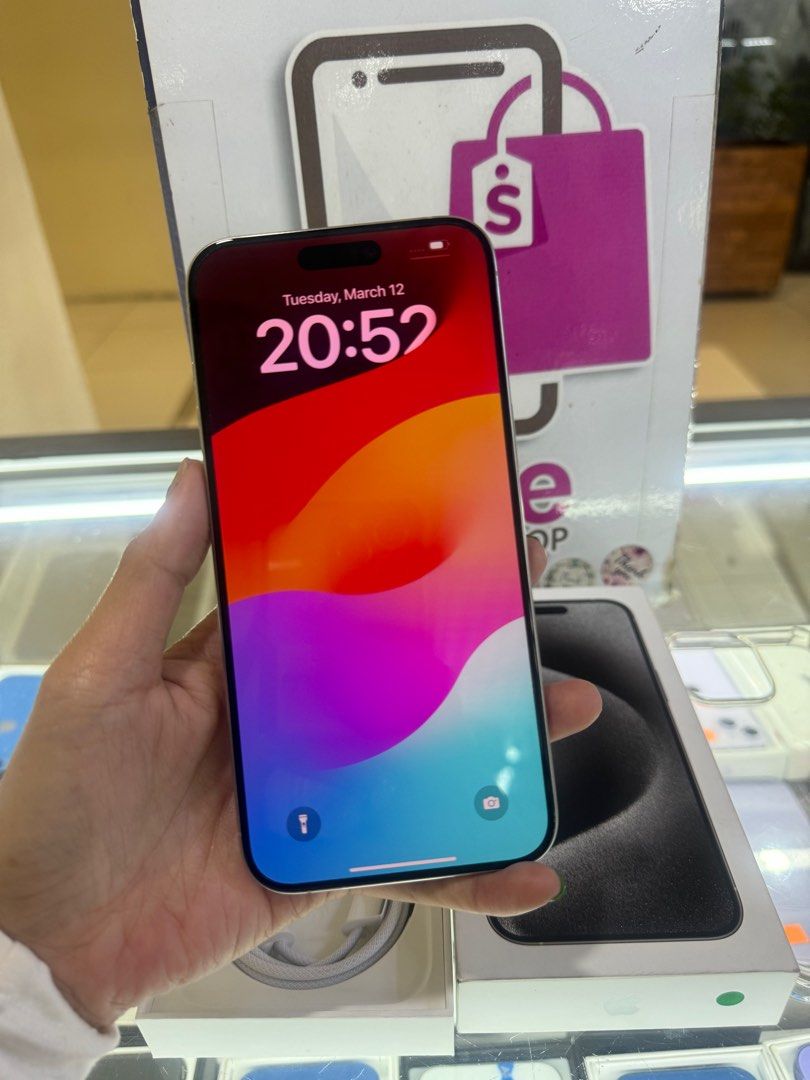 iphone 15 pro max 256gb dual sim good as new (Category: iPhone 15 Series) located in Cainta. Submitted by vine_gadget_shop (Listing ID 1292661425, Image 3). Description: iphone 15 pro max 256gb dual sim good as new complete package warranty until december 2024 pick up store greenhills shopping center we accept trade in we accepy credit card and ggives installment we do cod and door to door we ship nationwide for fast transaction call 09277368323 