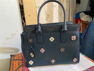（分類：）位於 。 由 ngsarah46 提交（商品編號 1292674101，圖片 1）。簡介： 。