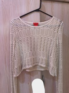 Knitted acubi cream crop sweater with layers