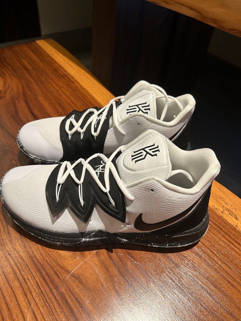 Kyrie 5 oreos hot sale