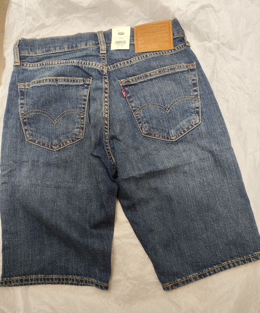 W29 levis top