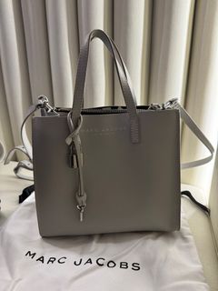 （分類：）位於 。 由 eeyyyee 提交（商品編號 1292761086，圖片 1）。簡介： 。