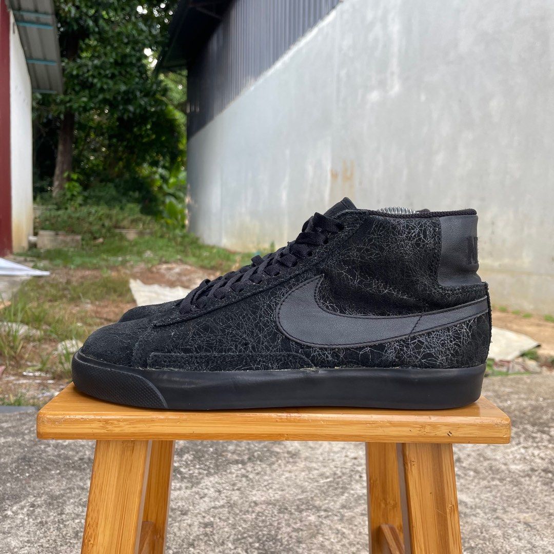Nike blazer high all black store
