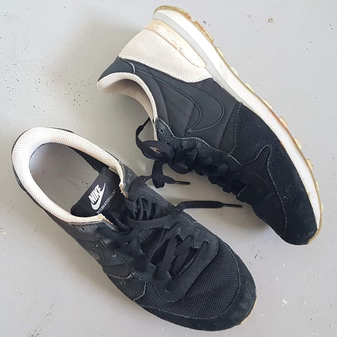international nike shoes