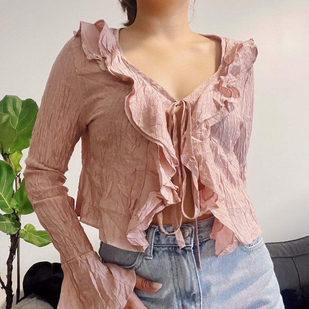 Old Rose Elegant Blouse (Category: Longsleeves) located in Pasig City. Submitted by paaatch (Listing ID 1292759183, Image 2). Description: Decluttering Fits to XS-M.