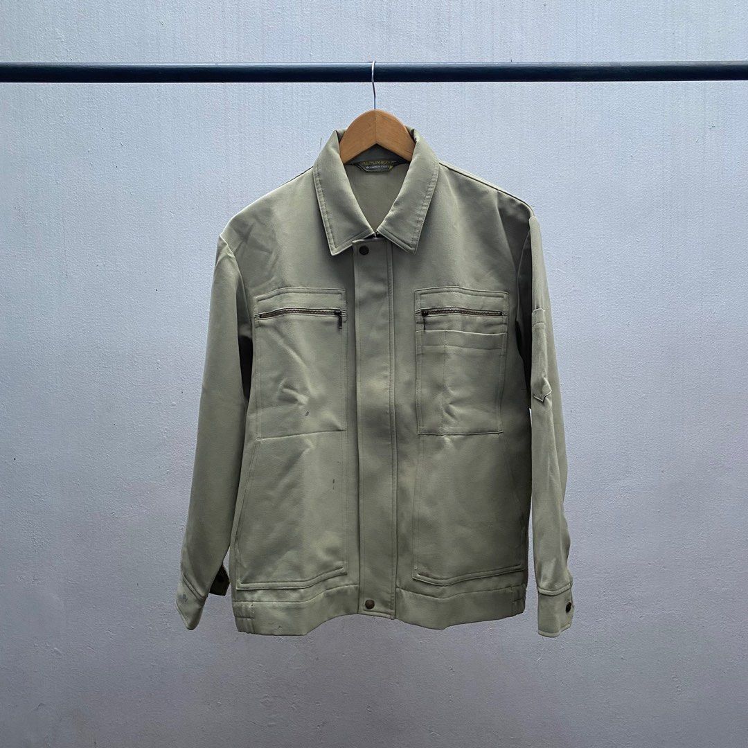 Pale/Light Green Japanese Work Jacket (Category: Coats, Jackets and Outerwear) located in Quezon City. Submitted by rylledup (Listing ID 1292704767, Image 1). Description: Pale/Light Green Japanese Work Jacket Width: 22.5 Length: 25 Issues: glue and paint stains Price: P500 .