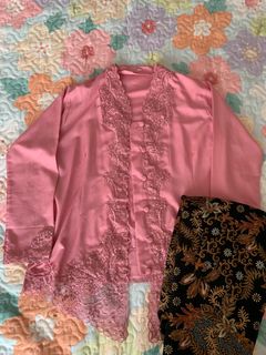 (Category: ) located in . Submitted by dinascloset_ (Listing ID 1292696024, Image 1). Description: .