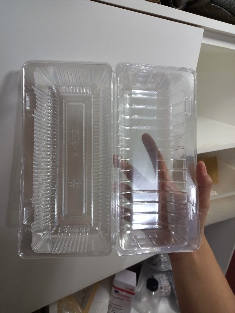 Plastic container (8 pcs) (Category: Food Organization & Storage) located in San Juan City. Submitted by solnbart (Listing ID 1292732364, Image 3). Description: .