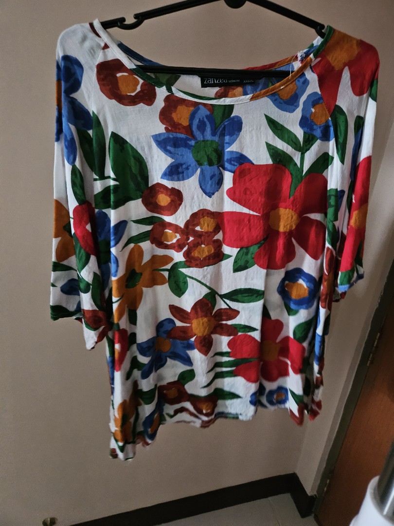 Branded Plus size tops 1x,2x,3x, Women's Fashion, Tops, Blouses on Carousell