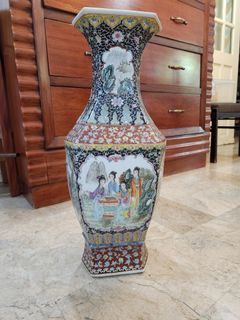 Porcelain Chinese Vase