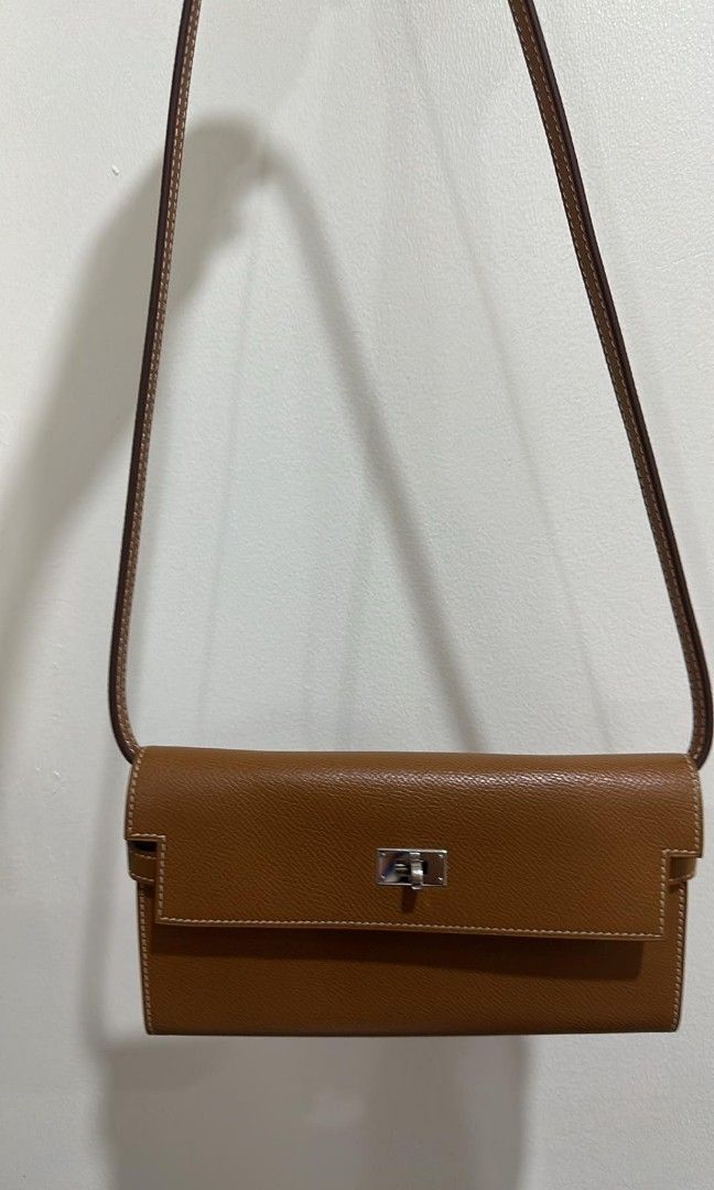 Pre order .kelly to go wallet (Category: Luxury Bags & Wallets) located in Cabadbaran. Submitted by luxurysourcedbyjinx (Listing ID 1292746239, Image 1). Description: free made to order strap.pina gawa mismo for kelly..convert to kelly to go na🥰🥰🥰.