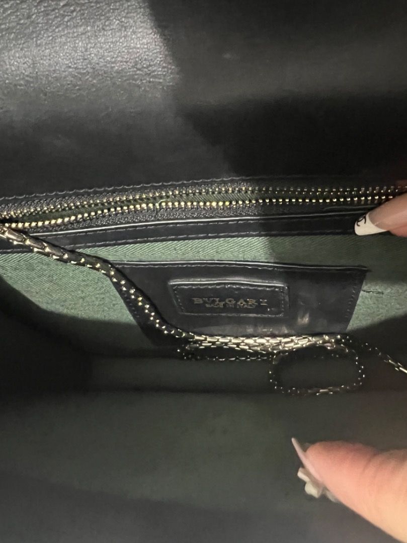 preloved serpenti sling bag classic black (Category: Luxury Bags & Wallets) located in Binan City. Submitted by maharlikasonlineshop (Listing ID 1269970694, Image 3). Description: preloved serpenti sling bag.
