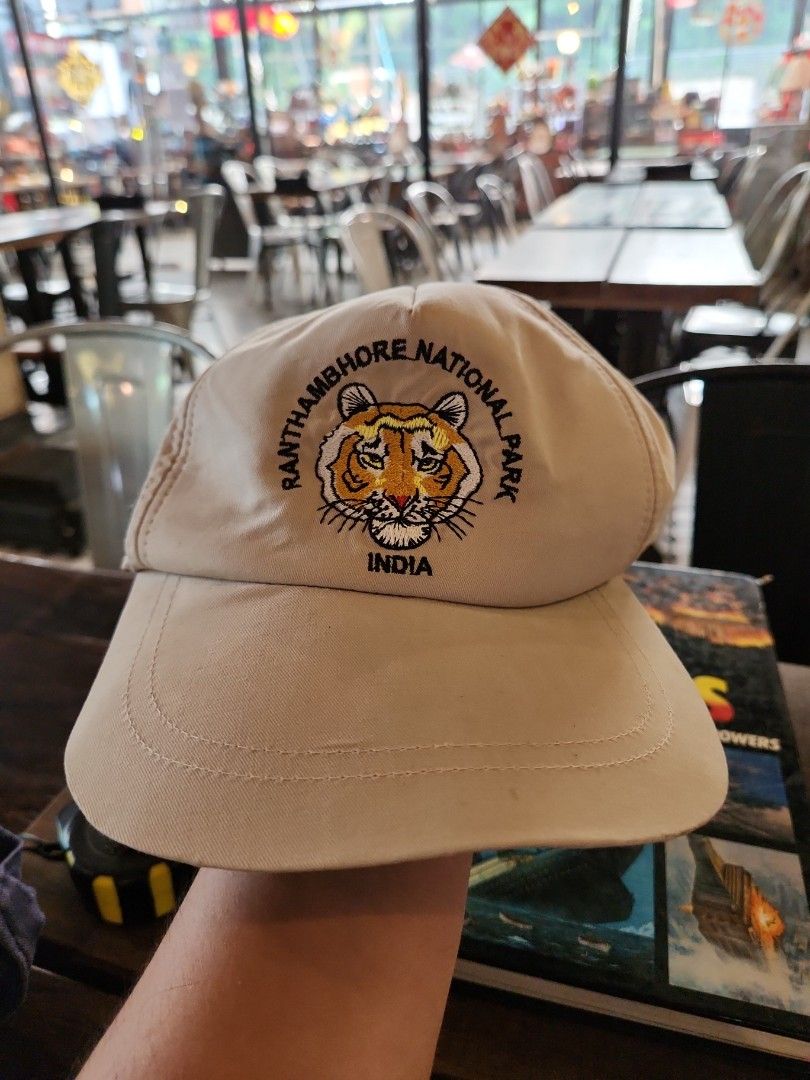Hater hotsell snapback india