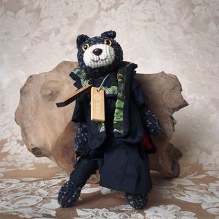 RARE GEM❣️ GUARDIAN KING MILITARY Hakama Variegated Ninja Cat Handmade Amigurumi Mixed Media Doll Art Piece