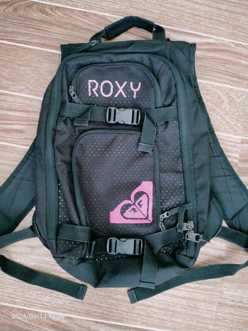 ROXY BACKPACK (Category: Backpacks) located in Cabuyao City. Submitted by Bike_Clothing10 (Listing ID 1292721906, Image 1). Description: READ FIRST.... FOR SALE: ROXY BACKPACK Still in Good Condition Legit Pwede pa pang PSG ISSUE: SEE PICS PRICE: 200 FIXED + SF -NO COD/COP- PICK UP OR SHIPPING ONLY LOC: Cabuyao Laguna PM FOR INQUIRIES -Thanks-.